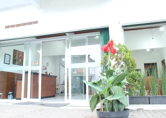 Rumah Syariah Bugenvil