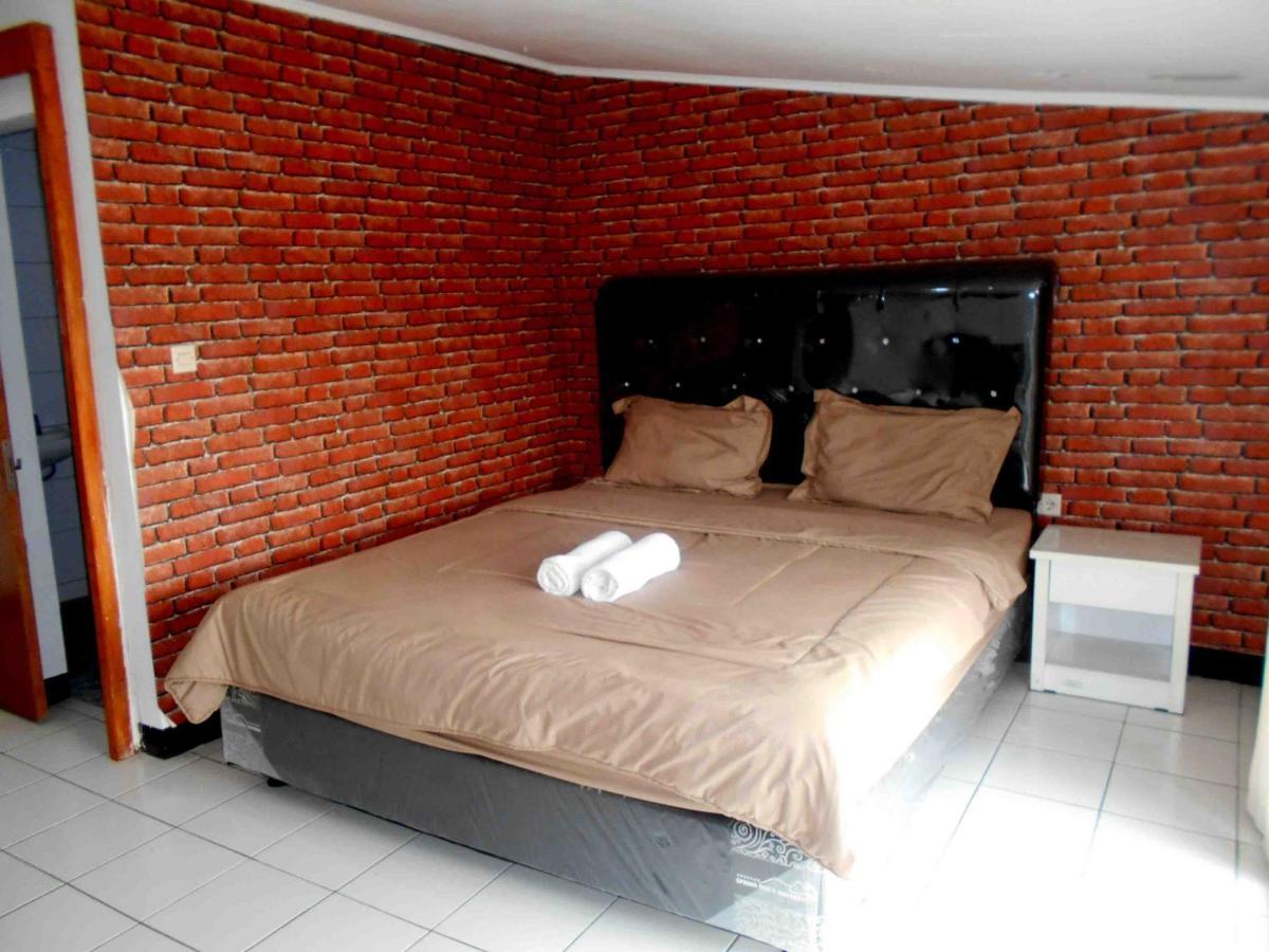 Rumah Syariah Bugenvil * Bandung