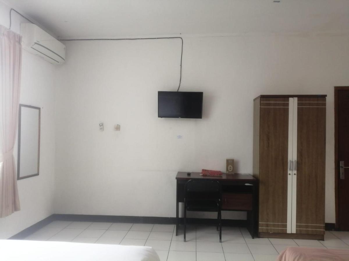 Rumah Syariah Bugenvil